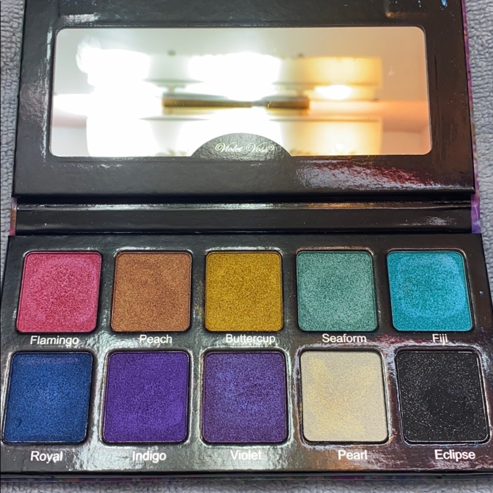 Violet Voss The Rainbow Eyeshadow Palette - Picture 2 of 3